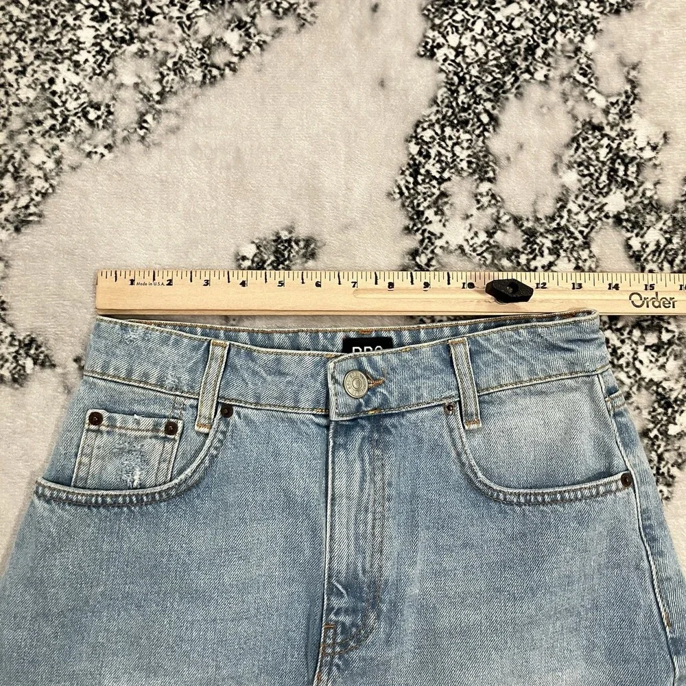 BDG Urban Outfitters Denim Mini Skirt Size Medium Raw Hem High Rise